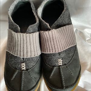 MERRELL SLIP ON SHOES SIZE 7